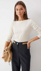  Джемпер 4208  Молоко